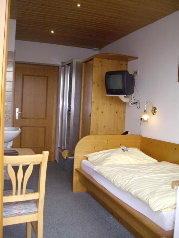 Hotel-Pension Stallinger Вайрег Стая снимка