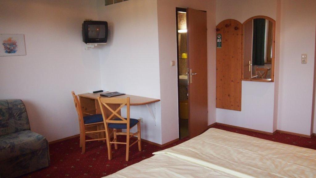Hotel-Pension Stallinger Вайрег Стая снимка